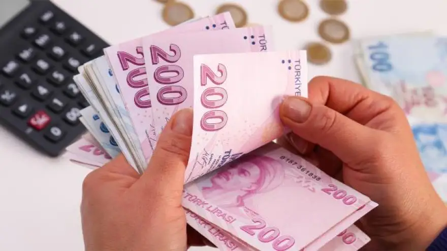Esnafın kredi borcu ertelendi