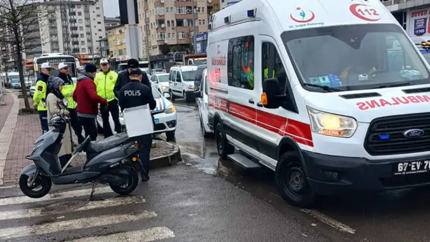 Otomobil ile motosiklet çarpıştı: 1 Yaralı
