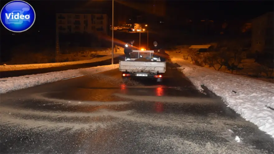 Kdz. Ereğli’de yollar tuzlanıyor