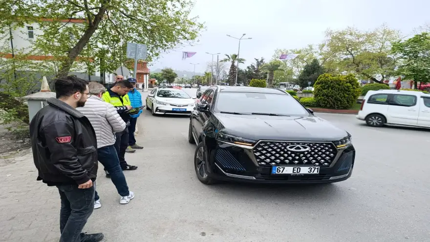 Otomobil ile motosikleti çarpıştı: 1 Yaralı