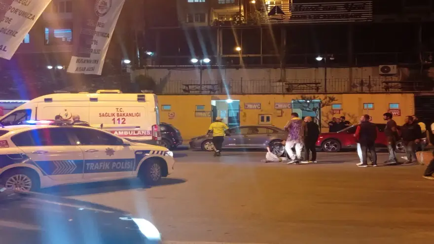 Hatalı sollama yaptı motosiklet sürücüsüne çarptı