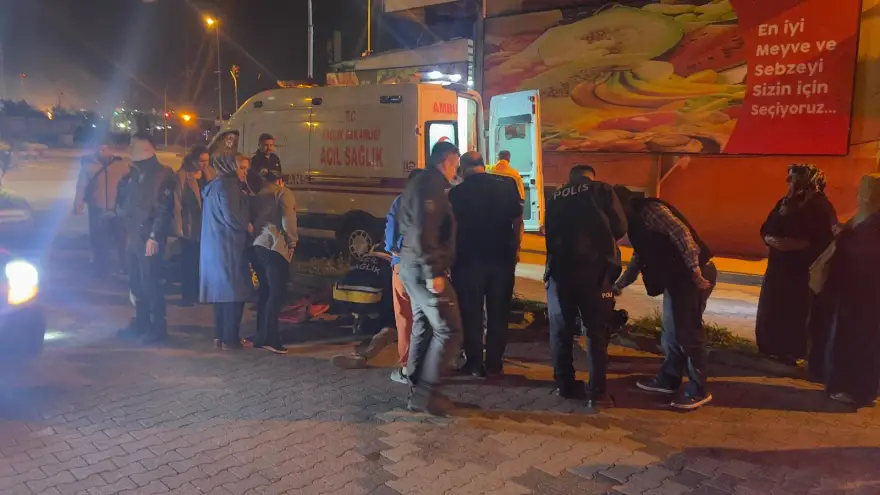 Motosiklet sürücüsü direksiyon hakimiyetini kaybetti yaralandı