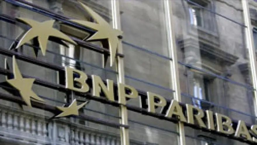 Fransa'da 11 bankaya 384 milyon euro ceza