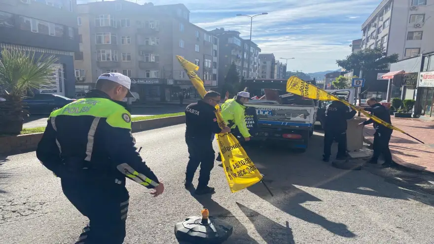 KDZ. EREĞLİ'DE KALDIRIMLAR İŞGALLERDEN TEMİZLENDİ