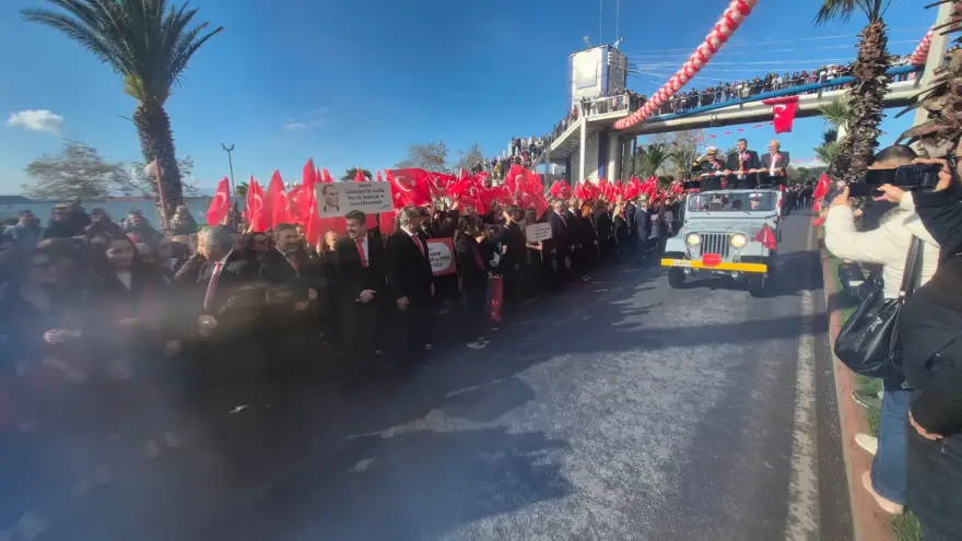 CUMHURİYETİN KAZANDIRDIĞI DEĞERLERE SAHİP ÇIKALIM!