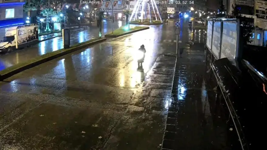 Motosiklet hırsızı iki zanlı, polis ekipleri tarafından yakalandı...