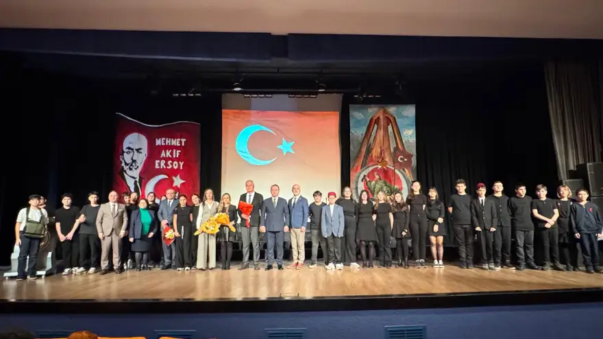 MEHMET AKİF ERSOY, MİLLETİN HAFIZASINDA YENİDEN YANKILANDI