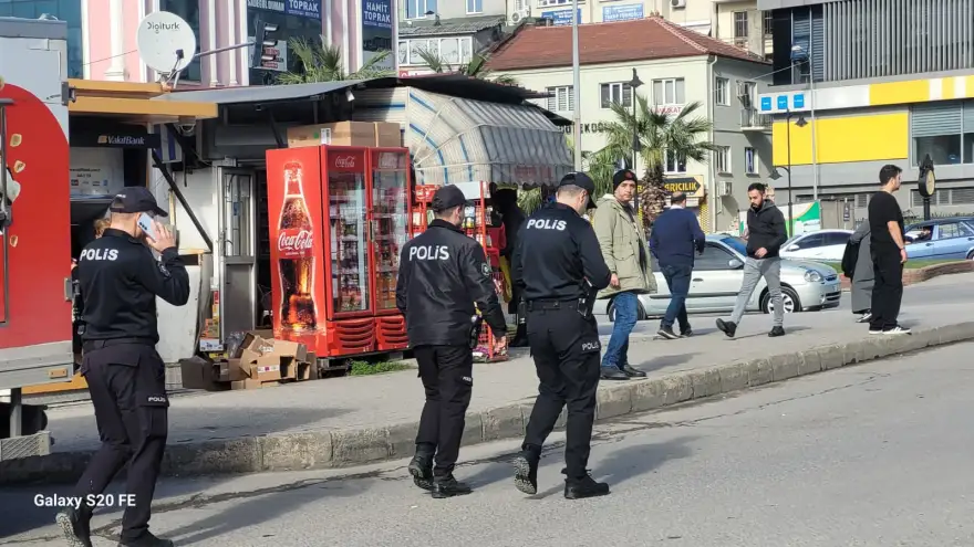 Karadeniz Ereğli’de AVM’de Polis Alarmı