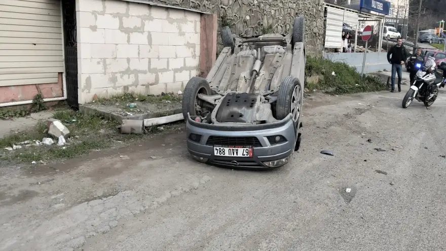 Ereğli’de Kontrolden Çıkan Otomobil Takla Attı