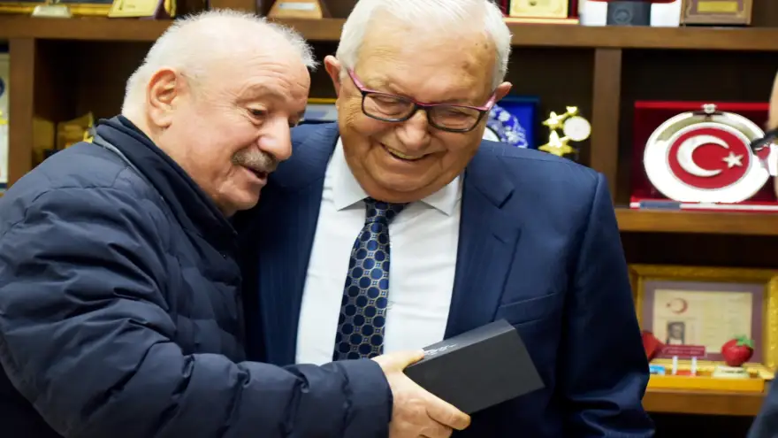 Başkan Posbıyık, Eski Bakan Eyüp Aşık’ı Belediyede Ağırladı