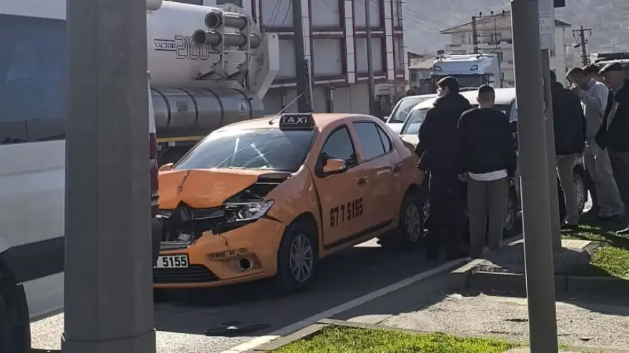 Ereğli’de Aynı Gün İki Trafik Kazası: 3 Yaralı
