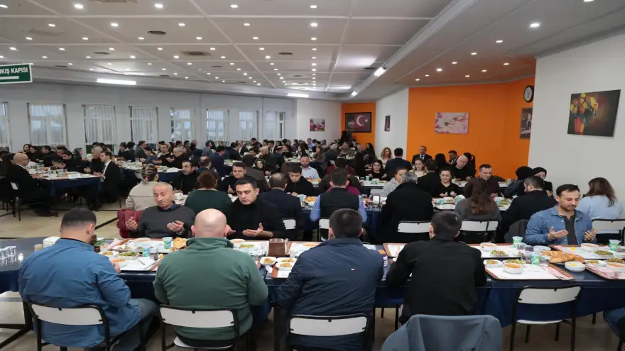 Valilik Personeli İftarda Bir Araya Geldi