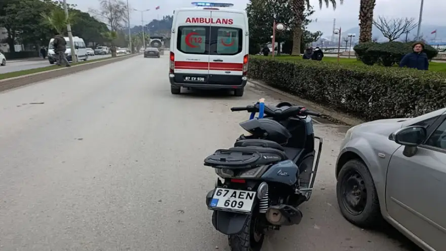 Ereğli Sahil Bandında Peş Peşe Kazalar: 2 Yaralı