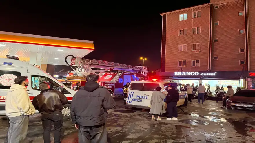 Dördüncü Kattan Sarktı, Ekipler Seferber Oldu