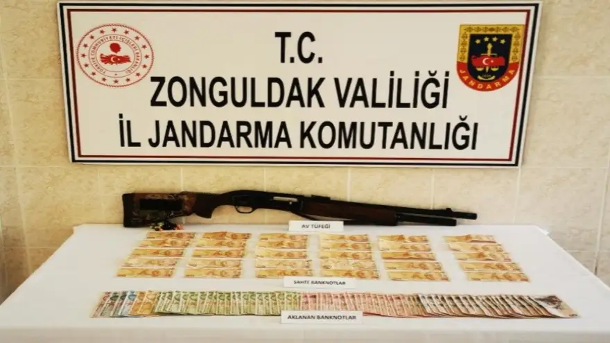 Jandarma, piyasaya sahte para sürenleri yakaladı