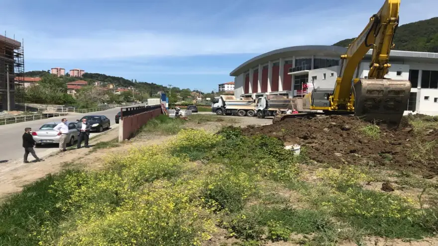 Ereğli'de kapalı yüzme havuzu çalışmaları başladı