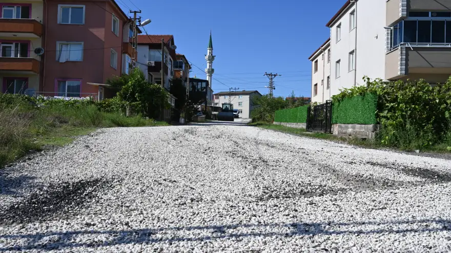 ÖREN MAHALLESİNDE ÇALIŞMALAR TÜM HIZIYLA DEVAM EDİYOR