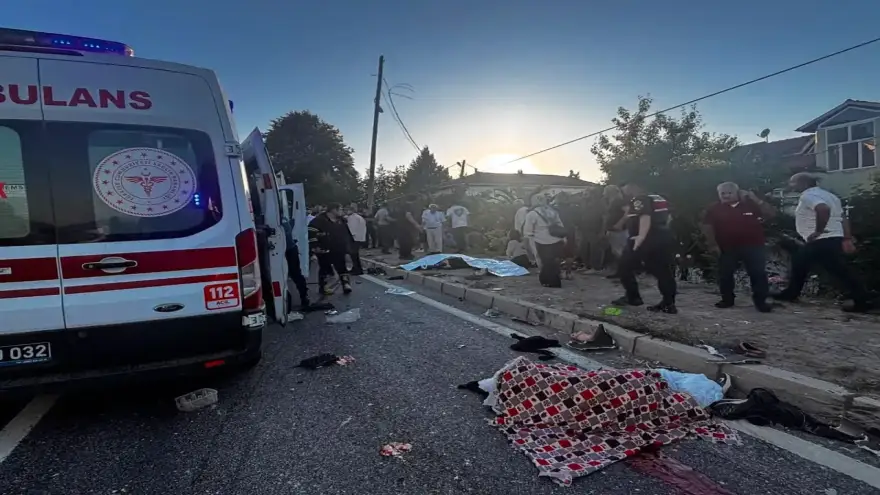 Akçakoca-Alaplı Yolundaki Feci Kazada Ölen ve Yaralananların İsimleri Belli Oldu