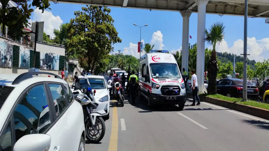 Otomobil ile motosiklet çarpiştı: 1 Yaralı