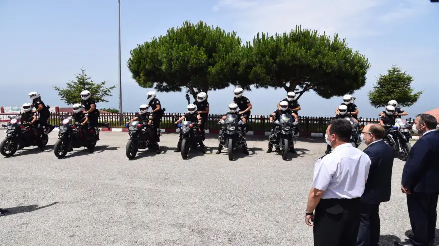 Yunus Polisleri sertifikalarını aldı