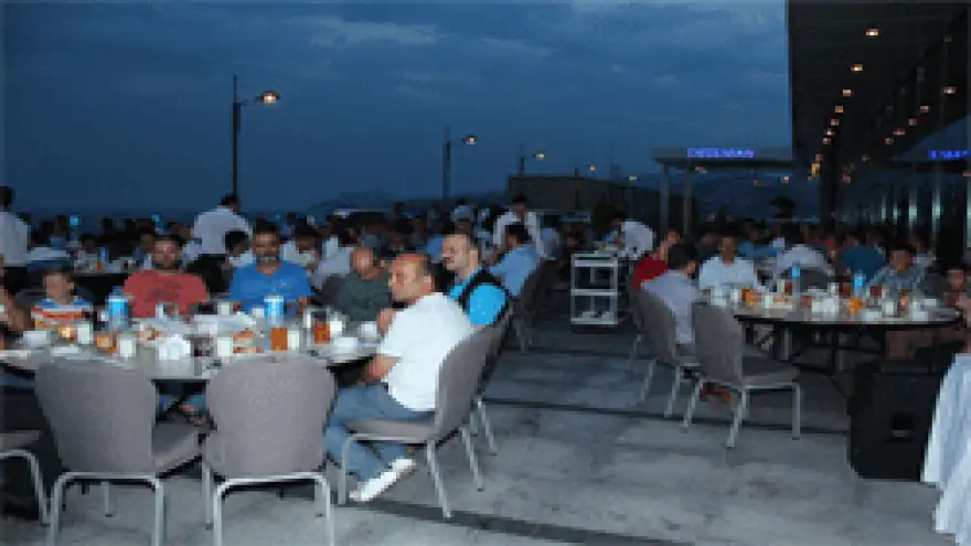 GMİS ÜZÜLMEZ ŞUBE MADENCİYE İFTAR VERDİ