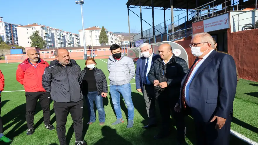 Başkan Posbıyık’tan futbolculara moral ziyareti
