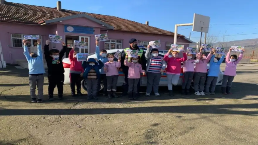 Jandarma'dan öğrencilere trafik semineri