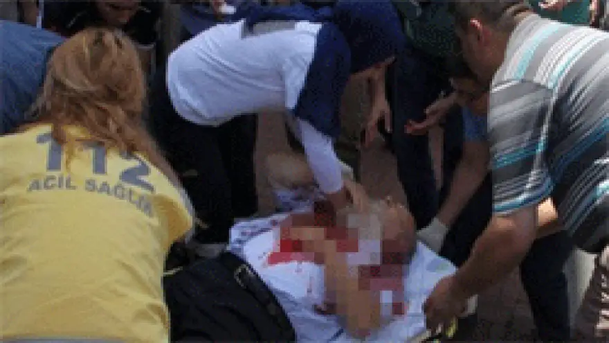 CAMİ AVLUSUNDA SİLAHLI SALDIRIYA UĞRADI