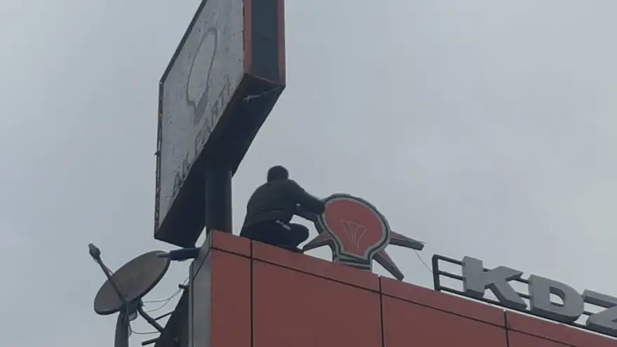 Cumhurbaşkanına hakaretten cezaevine gönderildi