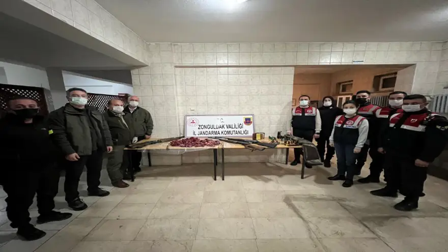 Jandarma'dan avcılara suçüstü