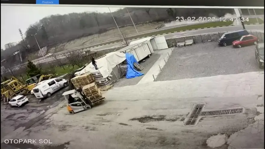 Ereğli’de trafik kazası anı kameralara yansıdı