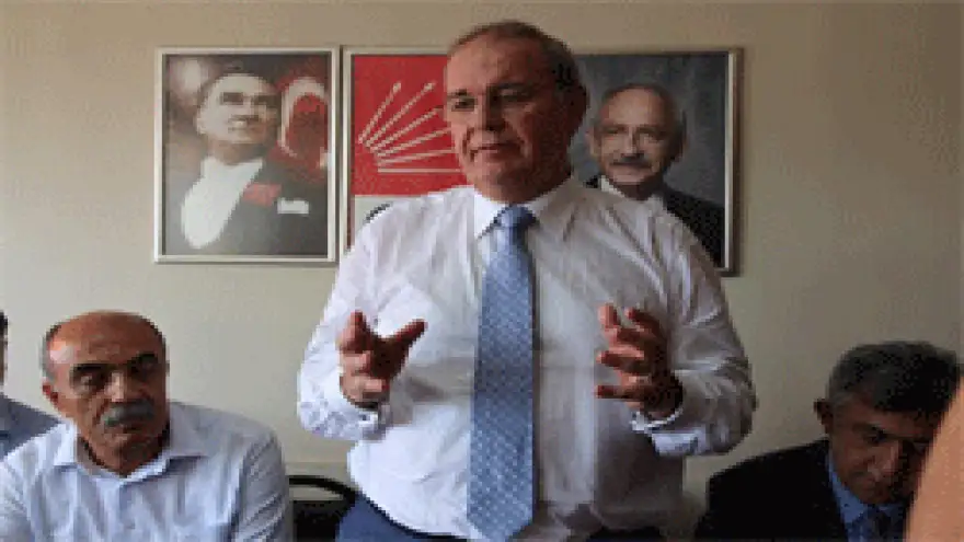 ÖZTRAK:"ÜLKE KAOSA GİDİYOR,DUR DEMELİYİZ"