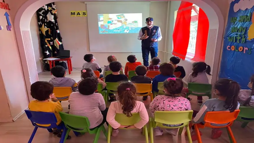 Siberay farkındalık eğitimi veriliyor