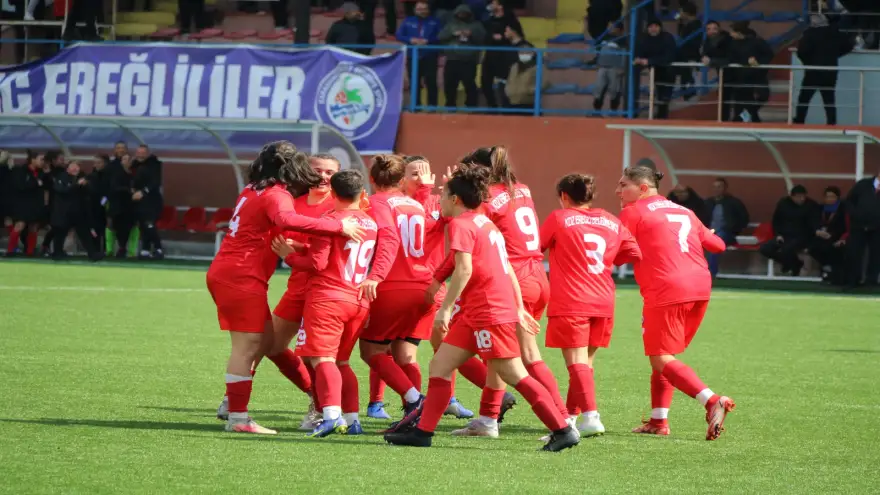 Altın Kızlar, Play Off Aşkına: 2-1 