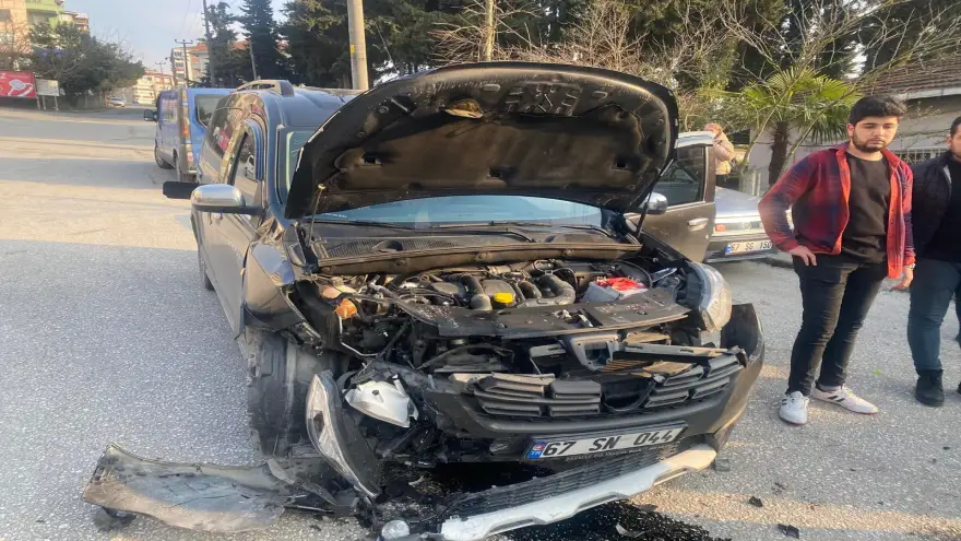 Alaplı'da trafik kazası: 2 Yaralı