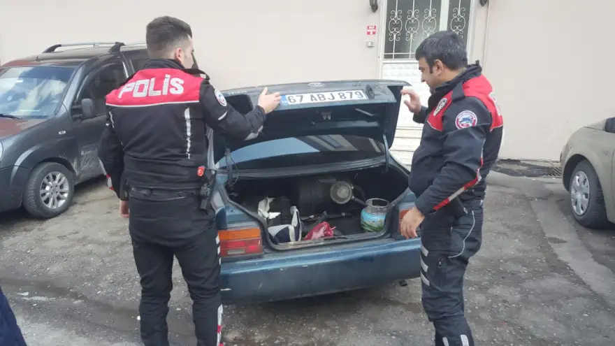 Yunus Timleri, uyuşturucu madde ve hassas terazi ele geçirdi 