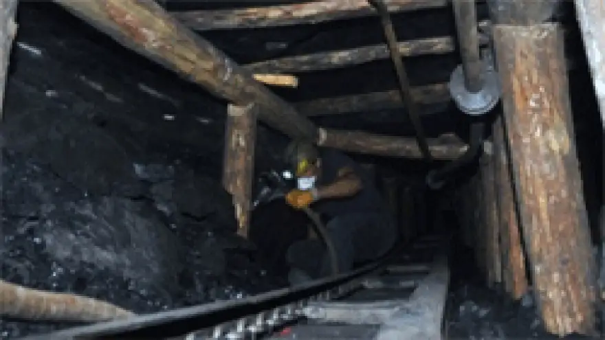 MADEN OCAĞINDA GÖÇÜK 9 İŞÇİ MAHSUR