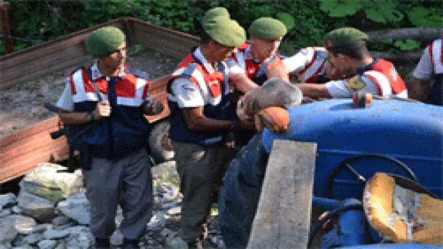 TEL ÖRGÜ TARTIŞMASI KAVGA İLE BİTTİ