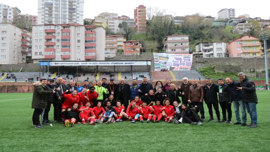 EREĞLİ BELEDİYE  2  –  ATAŞEHİR BELEDİYESPOR  0 
