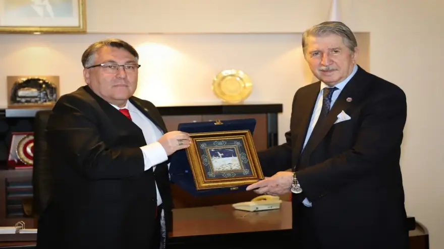 Köksal Toptan'dan, Rektör Özölçer'e ziyaret