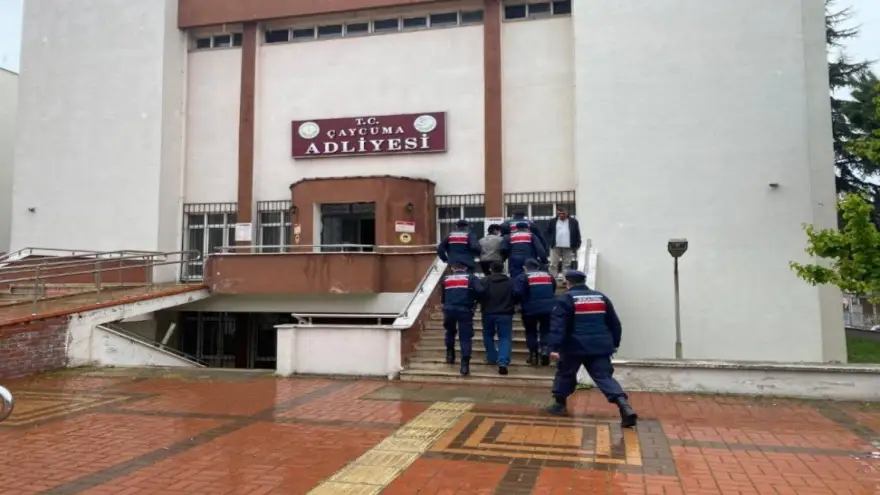 Jandarma'dan eş zamanlı operasyon