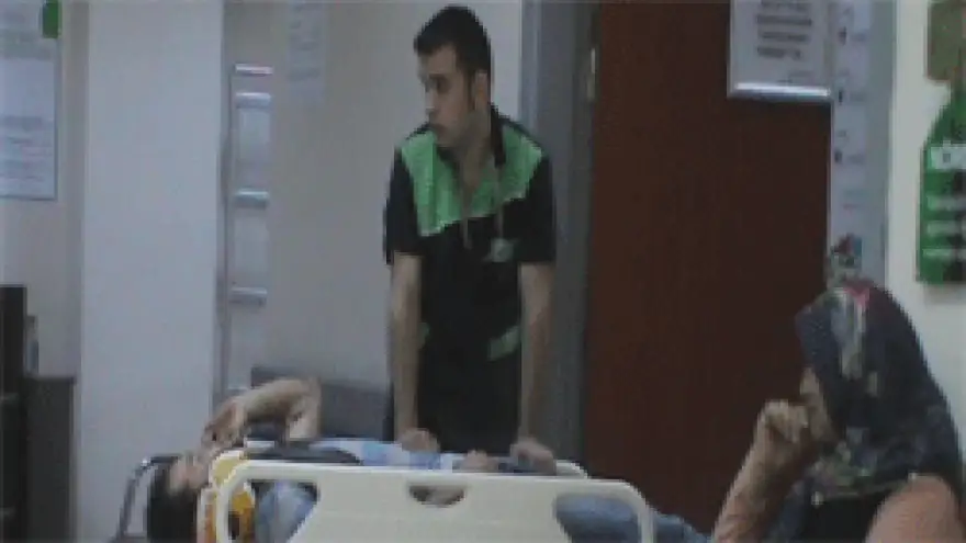 MOTOSİKLET İLE ÇARPIŞTI:1'İ AĞIR 2 YARALI