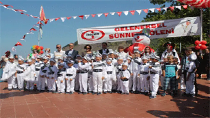 ERDEMİR 83 ÇOCUĞU SÜNNET ETTİRDİ