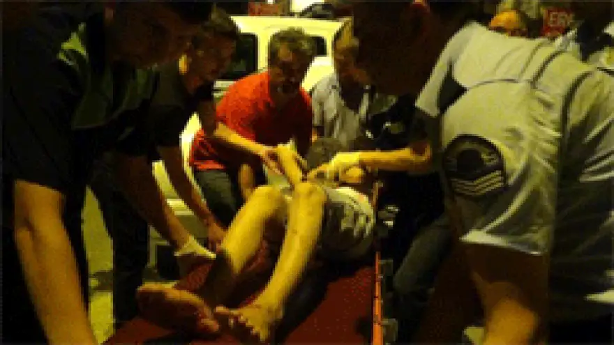 MERMİ YAĞDIRDI,2 YARALI