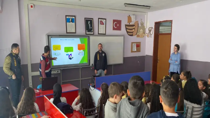 Siber Farkındalık eğitimi verildi...