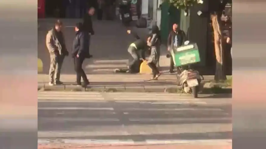 Yumruklar havada uçuştu 