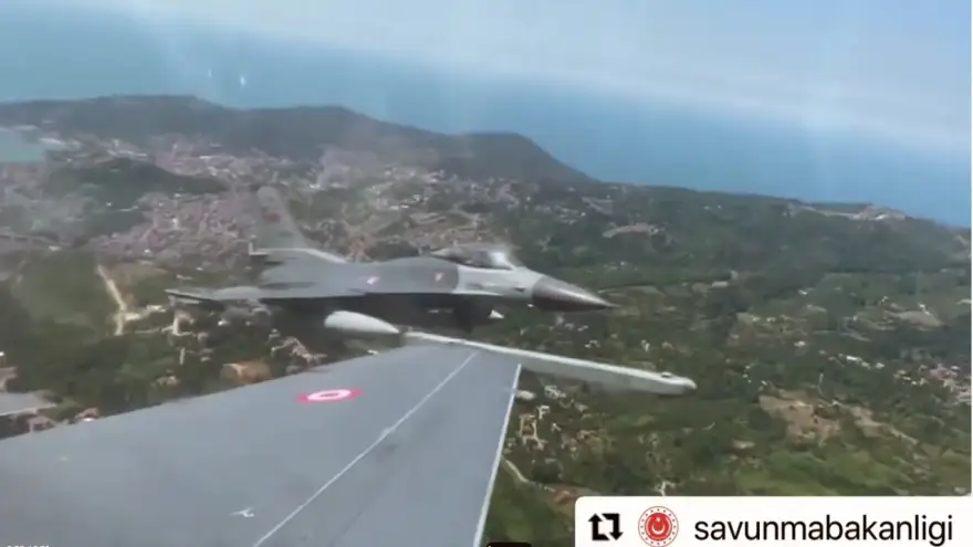 Gösterinin nefes kesen görüntüleri yayınlandı..