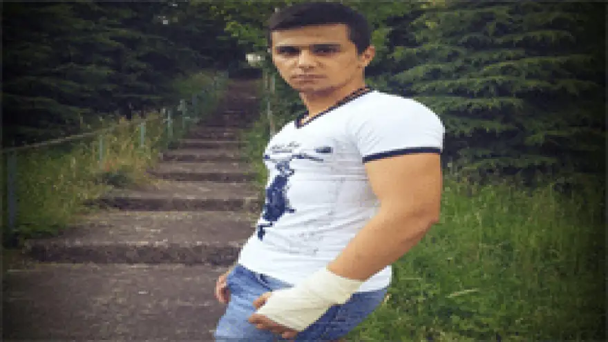 ÜNİVERSİTEYE KAYIT OLACAKTI