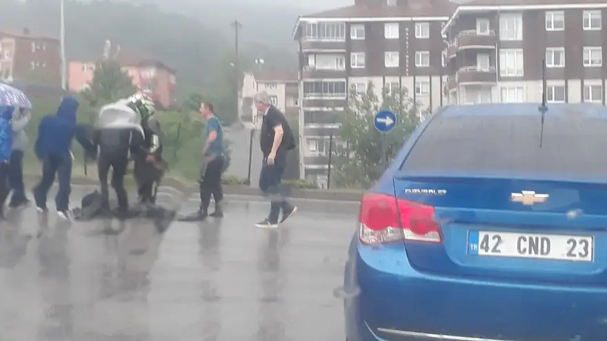 Motosiklet kazasında bir kişi yaralandı...