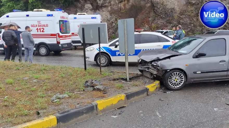Trafik Kazası: 4 Yaralı